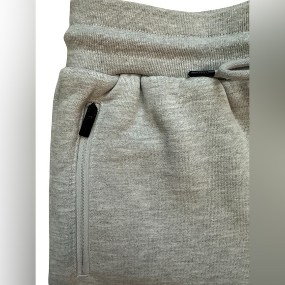 NWOT 100 Thieves Heather Grey Sweat Shorts - Picture 3 of 7